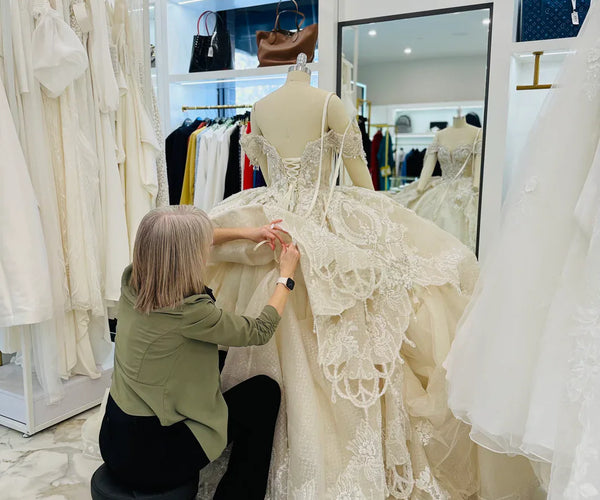 Bridal Alterations in the MinneapolisSaint Paul Area: Why Brides Drive to  Ellie Belle