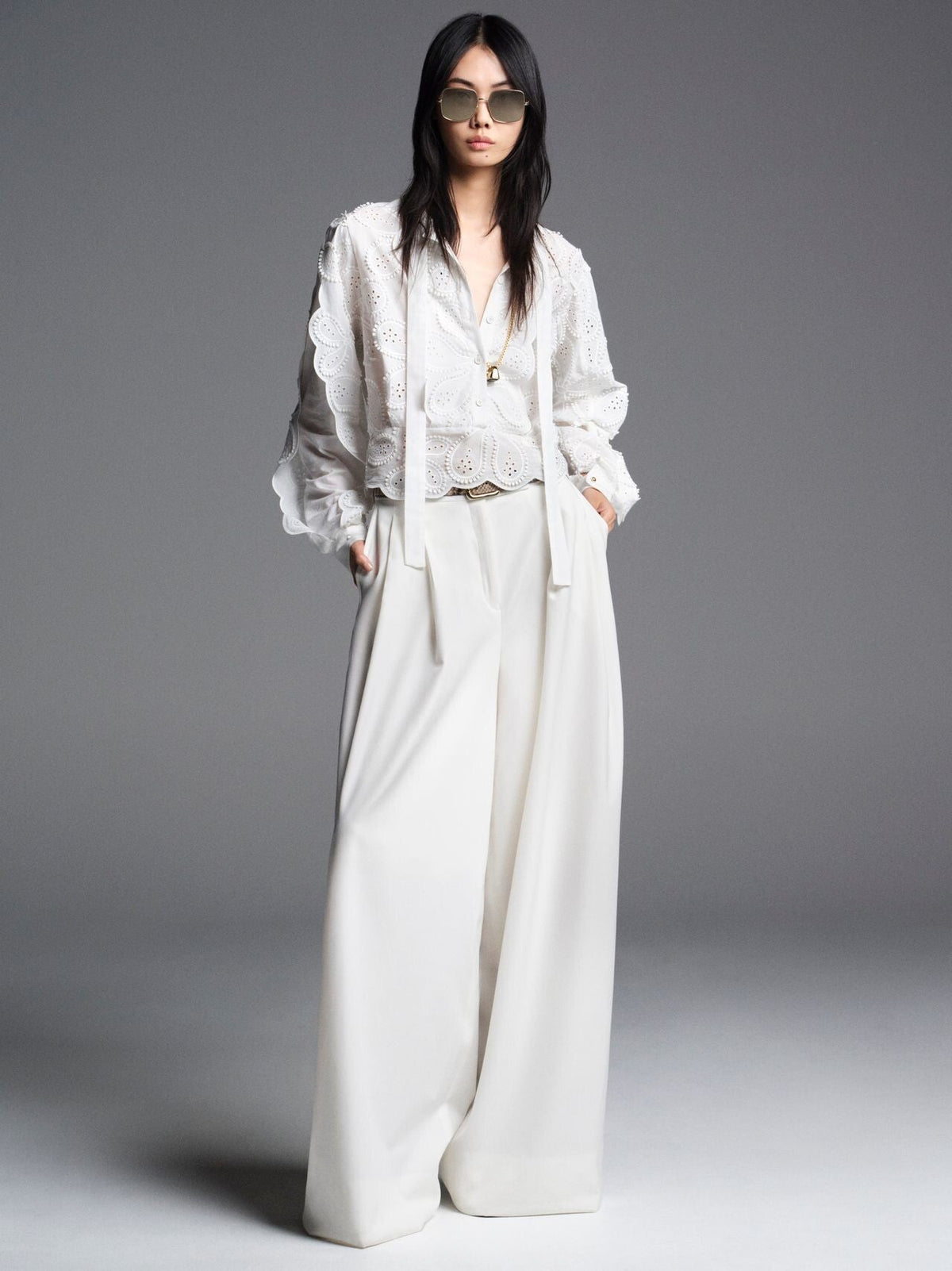 Elie Saab all-white outfit