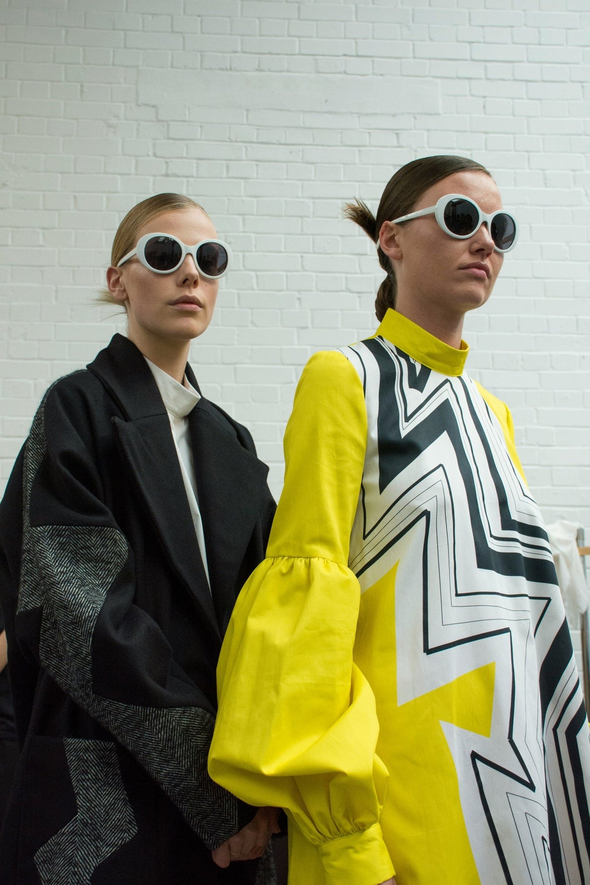 how to dress high fashion on a low budget How To Look Expensive on a Budget? Get style tips from an expert