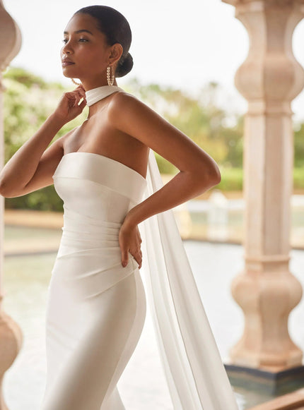 Rosa Clará wedding dress at Ellie Belle bridal boutique in Eden Prairie Minnesota