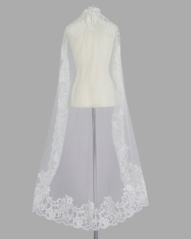 Bridal veil at Ellie Belle