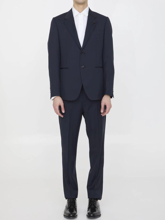 Men's Designer Suits & Tuxedos at Ellie Belle