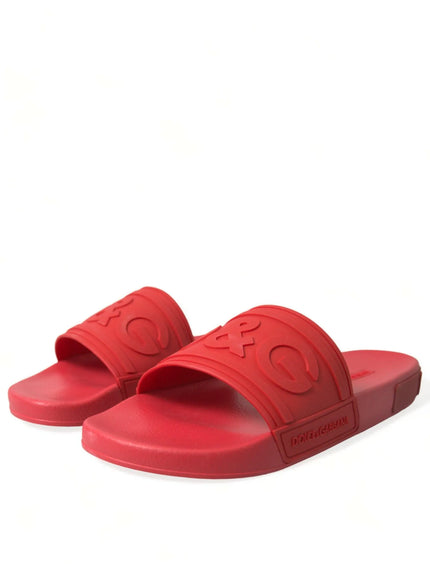 Men's slippers sold at Ellie Belle 
