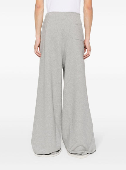 Vetements Trousers Grey