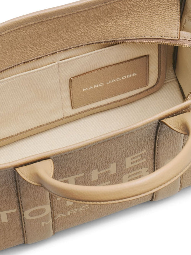 Marc Jacobs The Leather Tote Bag In Camel