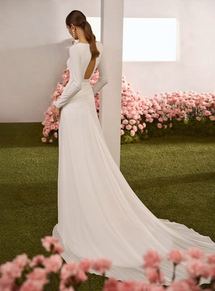 Rosa Clará Couture Riera Long-Sleeve Crepe Wedding Gown