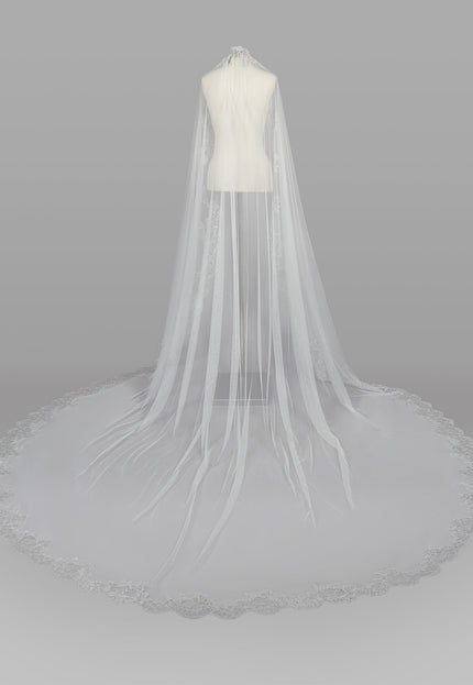 Rosa Clará Couture Soft Tulle Velo Lace Wedding Veil
