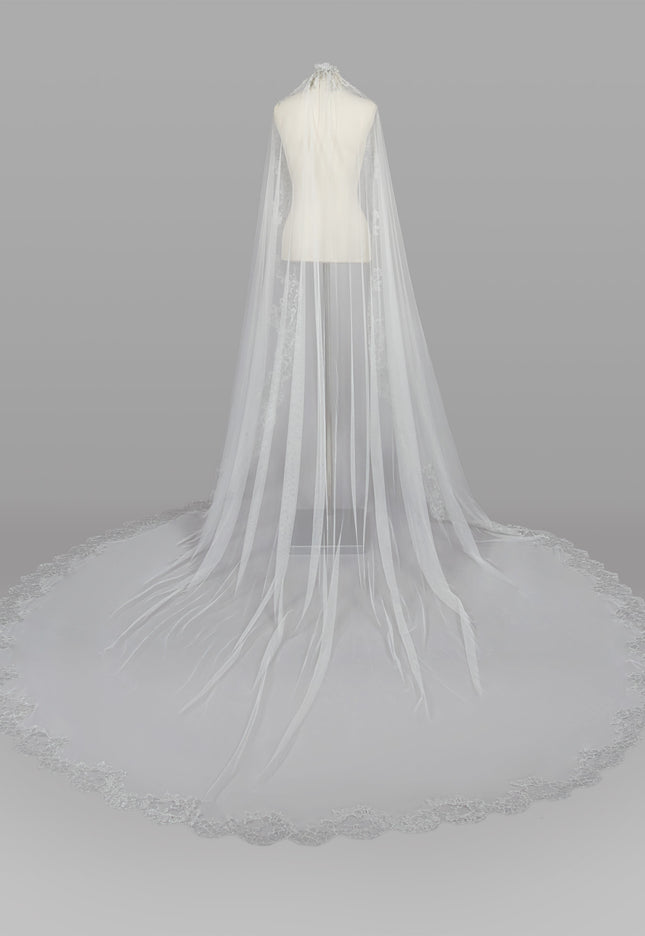 Rosa Clará Couture Soft Tulle Velo Lace Wedding Veil
