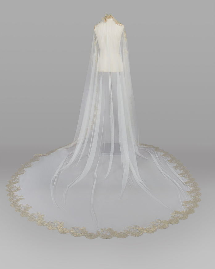 Rosa Clará Couture Soft Tulle Velo Lace Wedding Veil