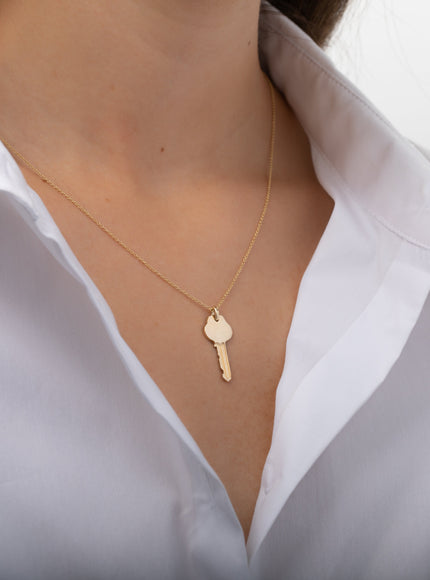 Zoe Lev 14K Gold Key Pendant