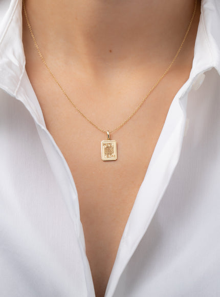 14K Gold Queen of Hearts Pendant