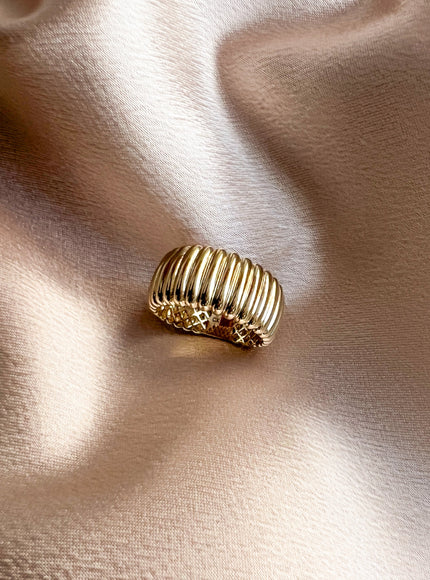 Zoe Lev 14K Gold Ribbed Ring