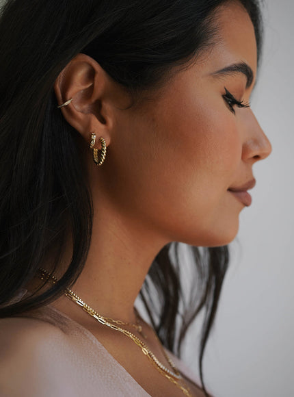 Zoe Lev Diamond Ear Cuff