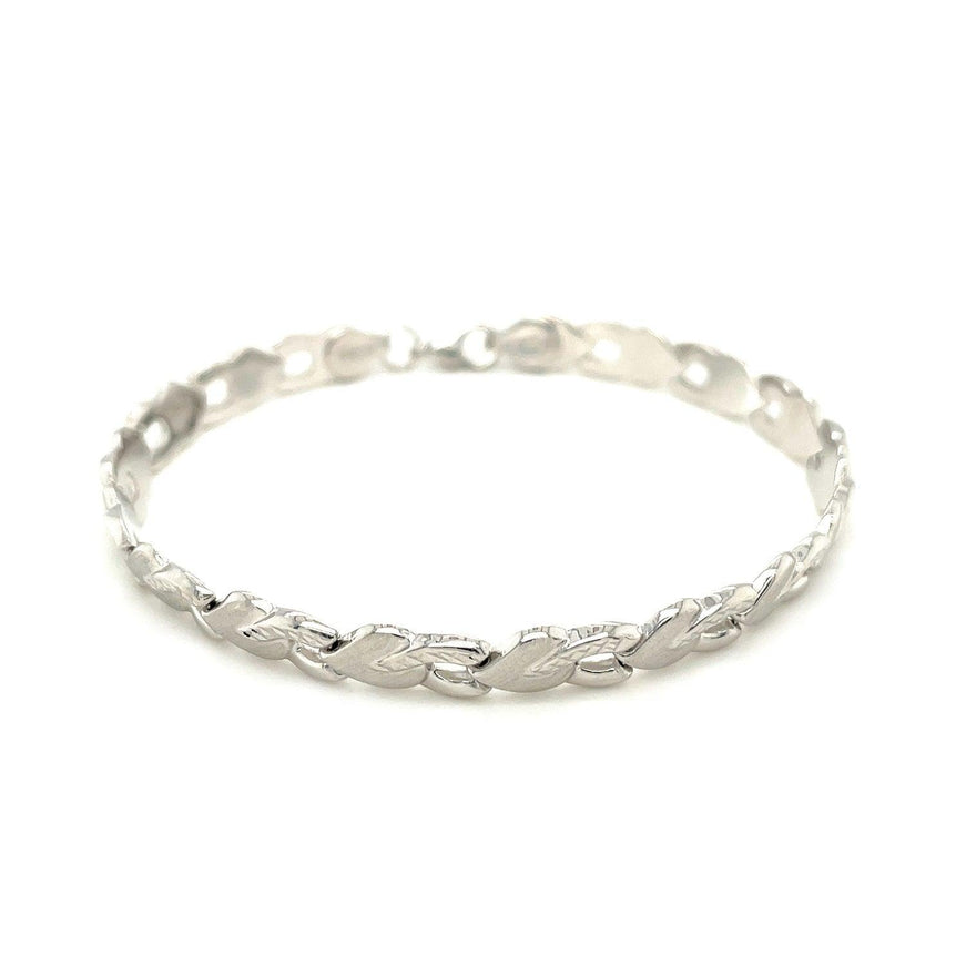 14k White Gold Heart Shape Textured Bracelet - Ellie Belle