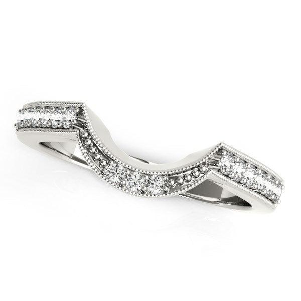 14k White Gold Round Diamond Curved Antique Wedding Band (1/4 cttw) - Ellie Belle