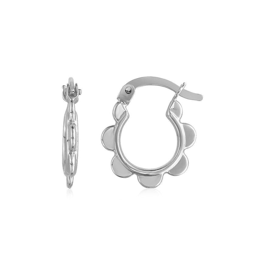 14k White Gold Scalloped Hoop Earrings - Ellie Belle