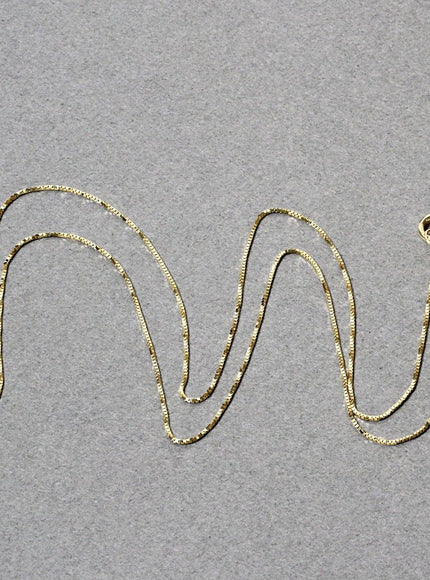 14k Yellow Gold Classic Box Chain 0.45mm - Ellie Belle