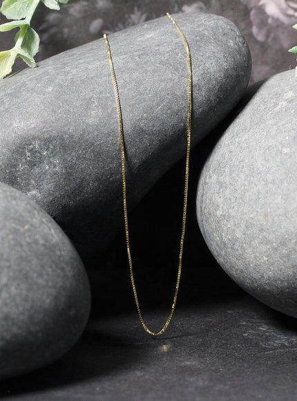 14k Yellow Gold Classic Box Chain 0.6mm - Ellie Belle