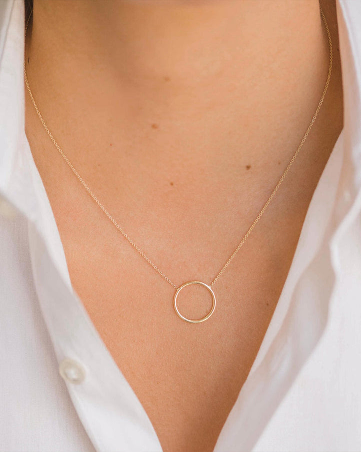 Zoe Lev 14K Gold Circle Necklace