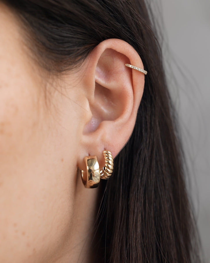 Zoe Lev 14K Gold Medium Bubbled Flat Hoop Earrings