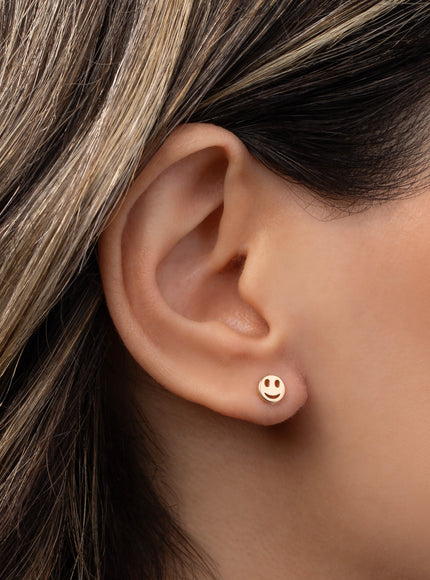 Zoe Lev 14K Gold Tiny Happy Emoji Stud Earring