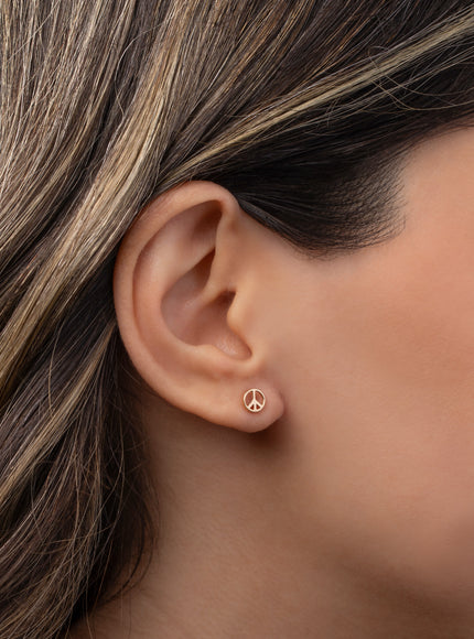 Zoe Lev 14K Gold Tiny Peace Sign Stud Earring