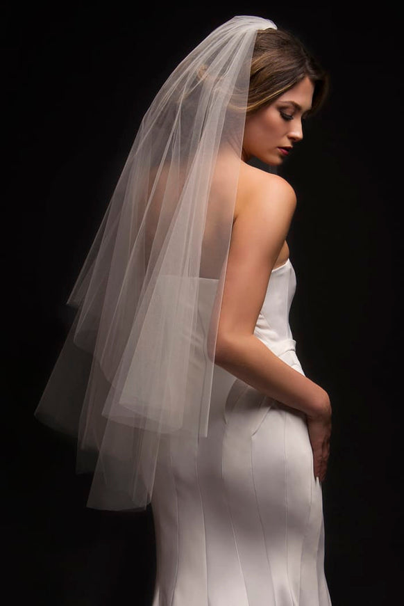 Ariel Taub 1601 Two-Tier Plain Fingertip Veil