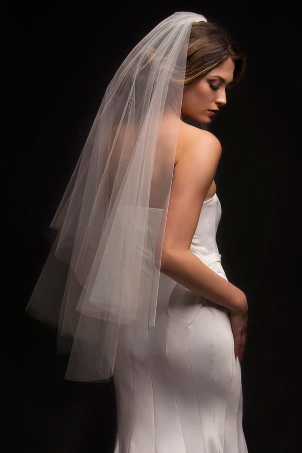 1601 Two-Tier Plain Fingertip Veil
