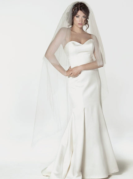 1704 Two-Tier Plain Waltz Veil