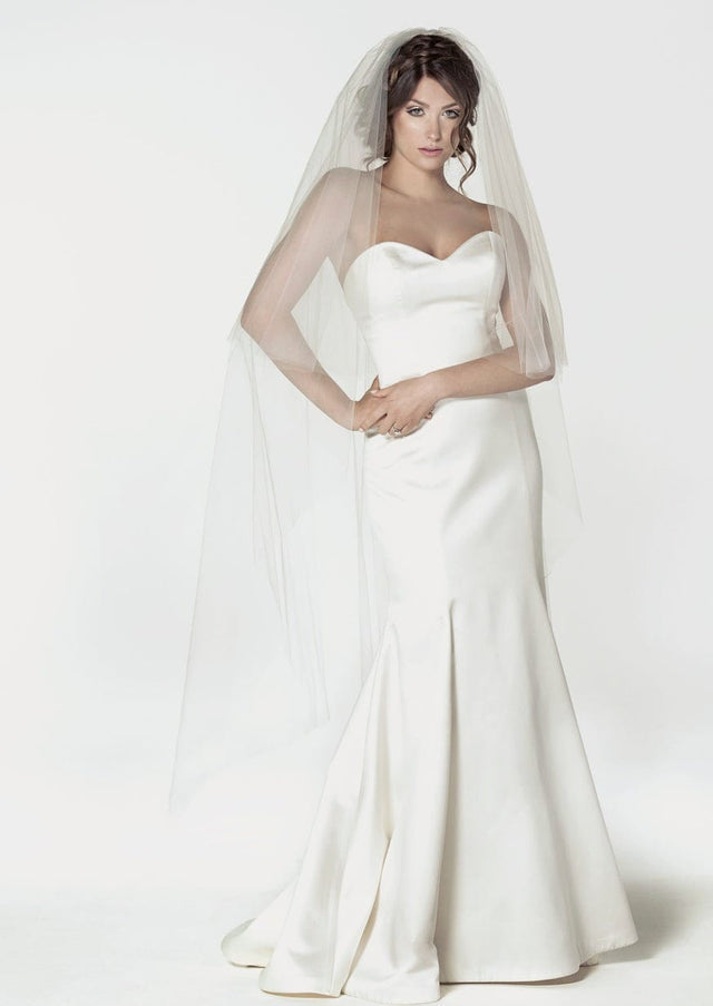 1704 Two-Tier Plain Waltz Veil