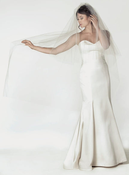 1704 Two-Tier Plain Waltz Veil