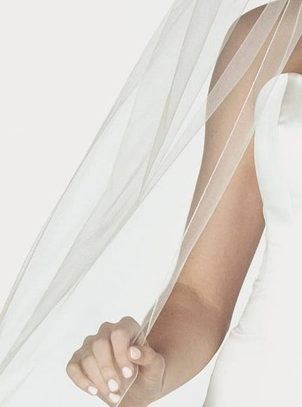 1706 Pencil Edge Chapel Veil