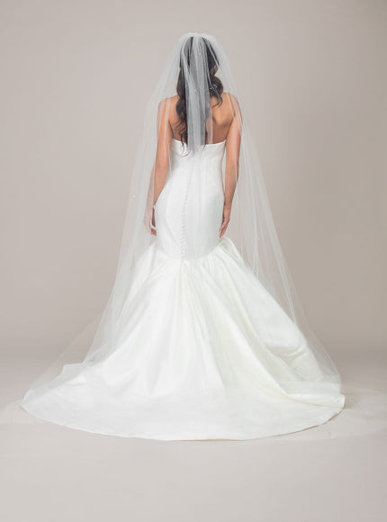 1707 Scattered Crystal Cathedral Veil