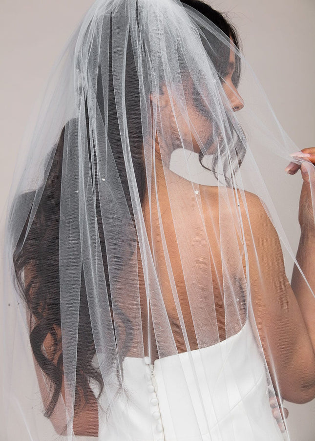 1707 Scattered Crystal Cathedral Veil