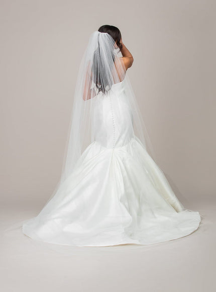 2300 Scattered Pearl Cathedral Veil