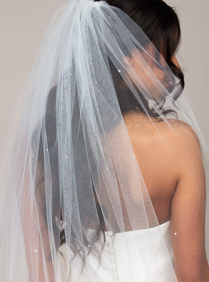2300 Scattered Pearl Cathedral Veil