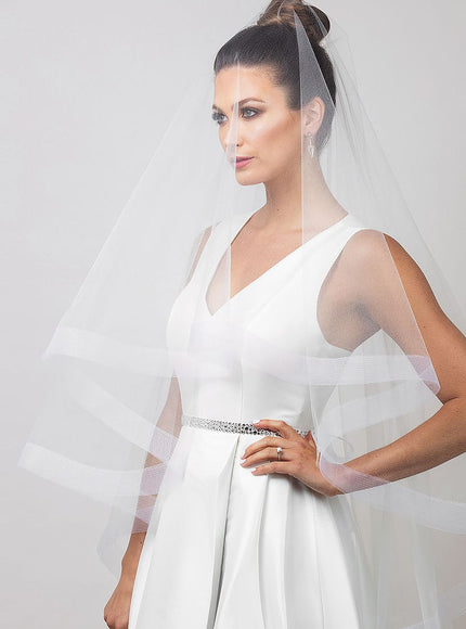 1710 Two-Tier Horsehair Cathedral Veil Ivory