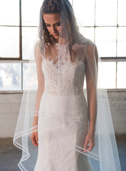 1805 Two-Row Horsehair Chapel Length Veil