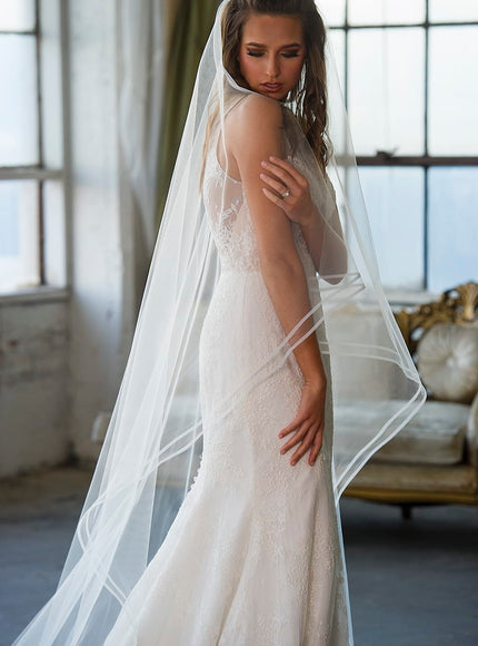 1805 Two-Row Horsehair Chapel Length Veil
