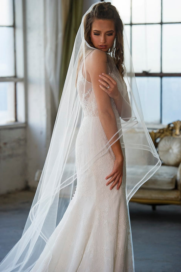 1805 Two-Row Horsehair Chapel Length Veil