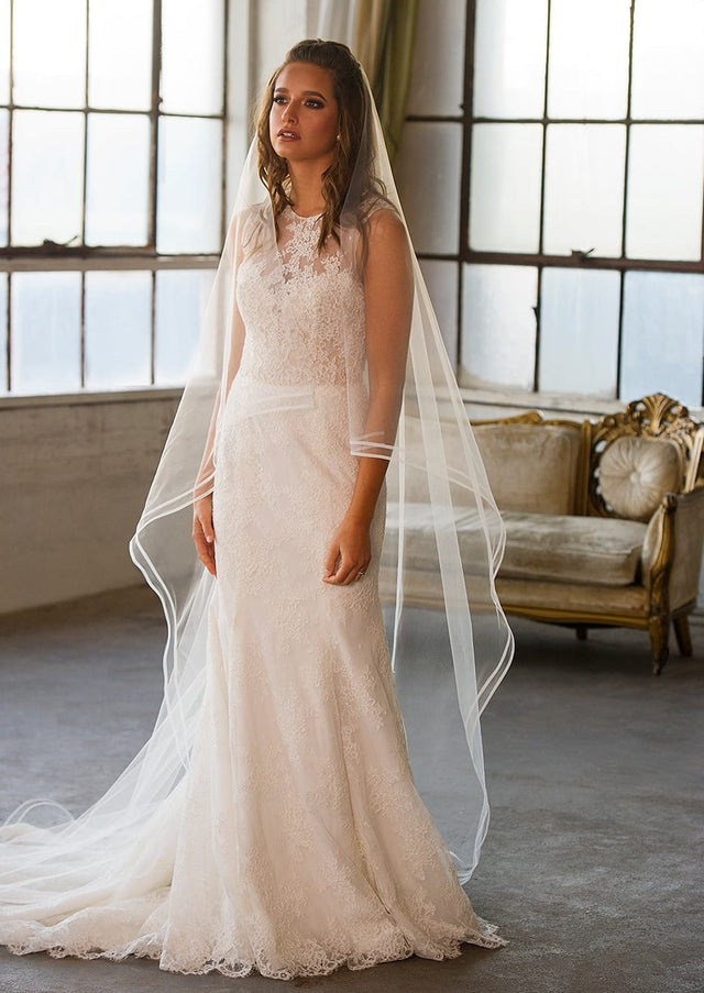 1805 Two-Row Horsehair Chapel Length Veil