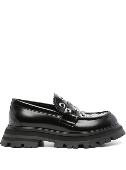 Alexander McQueen Flat shoes Black