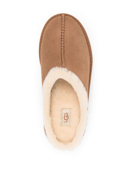 Ugg New Heights Cozy Clogs In Chestnut