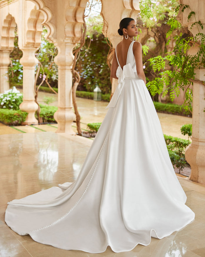 Rosa Clará Orfeo Wedding Gown