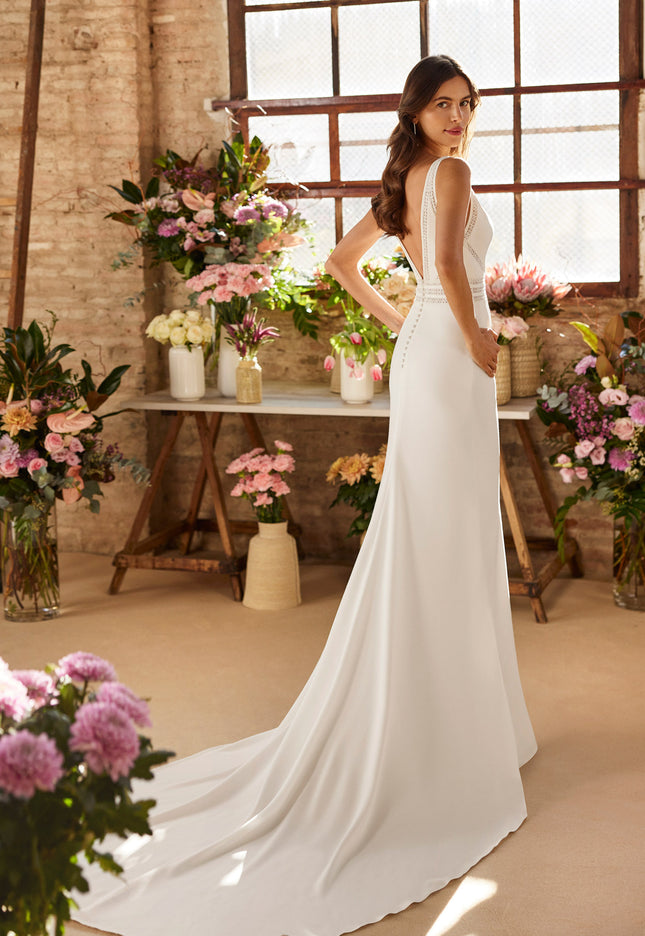 Xaria – Rosa Clará Two-Piece Crepe Wedding Dress