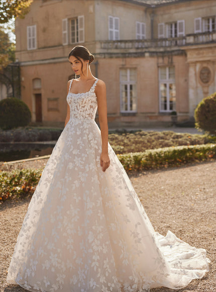 Rosa Clará Dreams Velaz Wedding Gown