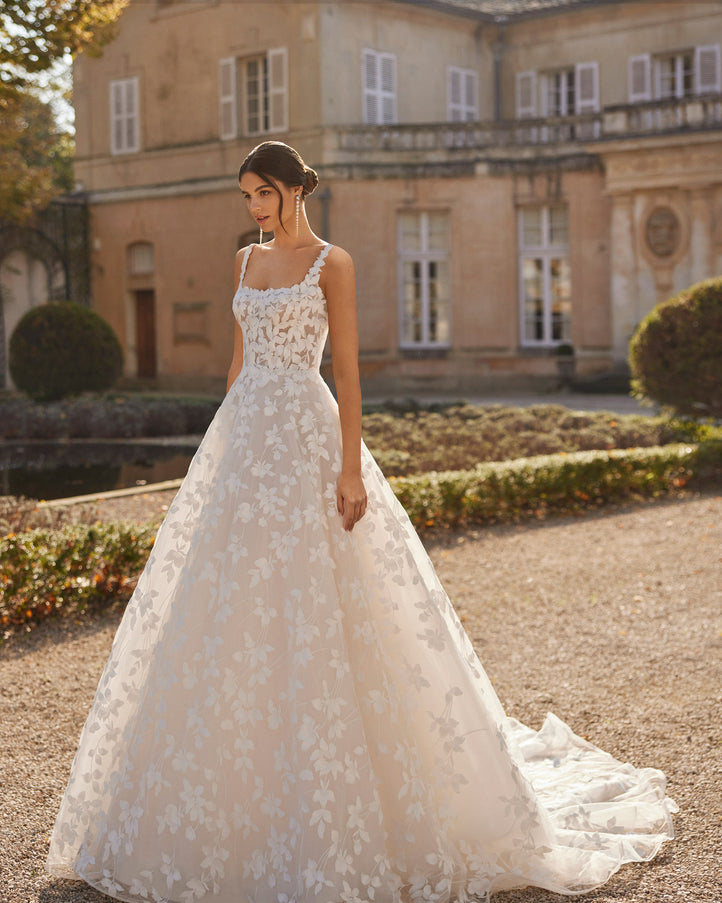 Rosa Clará Dreams Velaz Wedding Gown