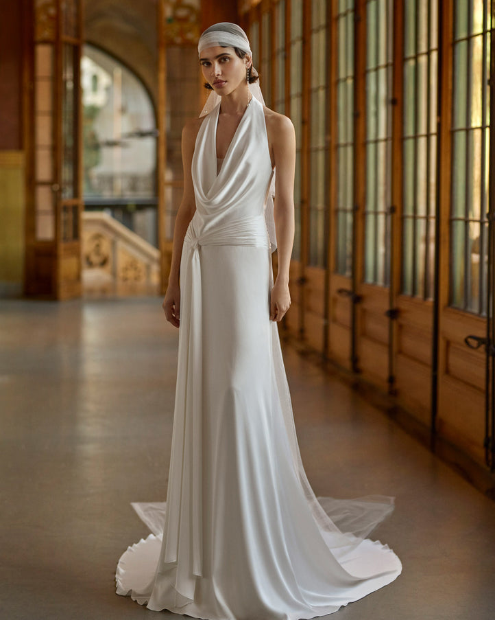 Rosa Clará Gatsby Bina Straight Satin Wedding Dress