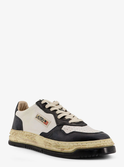 Autry Super Vintage Leather Low-Top Sneakers