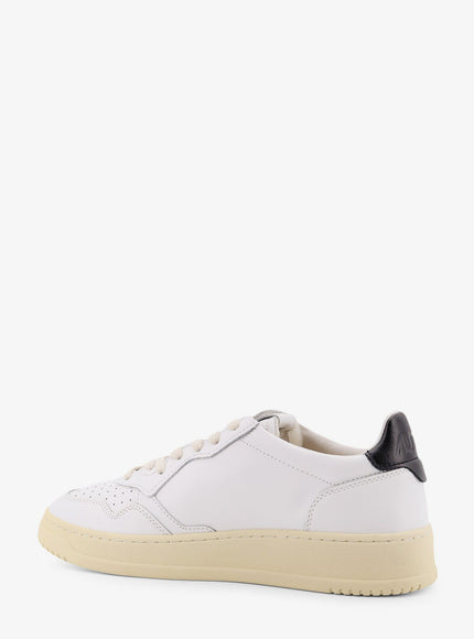 Autry Medalist Low Leather Low-Top Sneakers